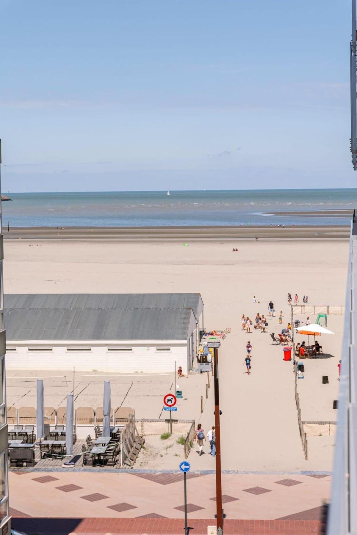 Huswell - Sunny Apartment In Knokke-Heist With Big Terrace Luaran gambar